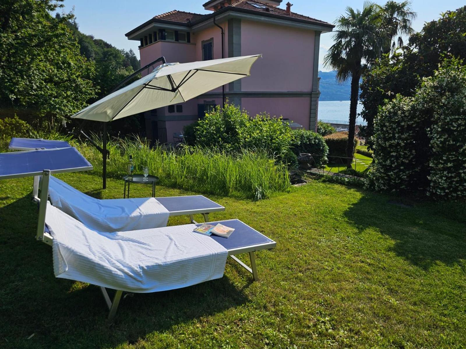 Villa Maria Lago Maggiore Reno Di Leggiuno Exterior photo